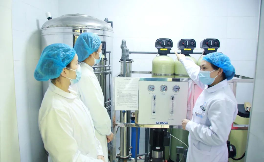 喜报连连!四川结石病医院护士长何静斩获全市消供知识竞赛三等奖!(图5) 喜报连连!四川结石病医院护士长何静斩获全市消供知识竞赛三等奖!(图5)