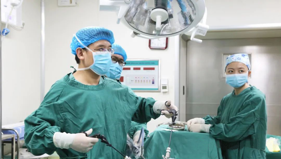 兄妹同患胆结石，为何都选四川这家保胆王牌？【四川成都专治胆结石的医院】(图3)