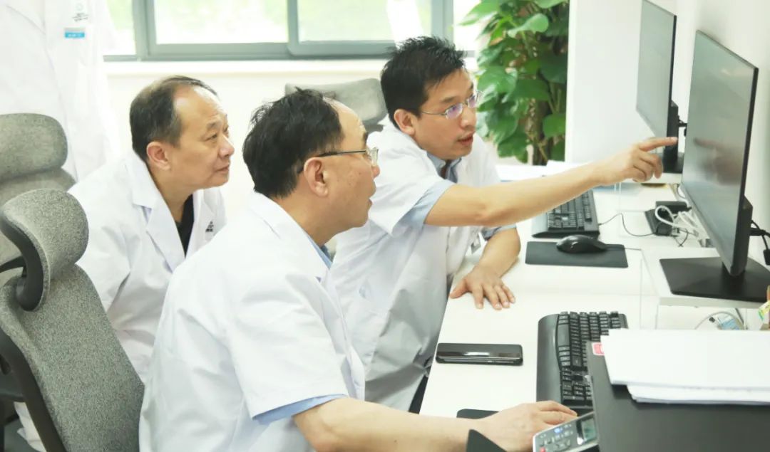 全国权威保胆专家齐聚四川结石病医院 共探“中国医师协会内镜保胆培训基地”高质量发展路径(图9)