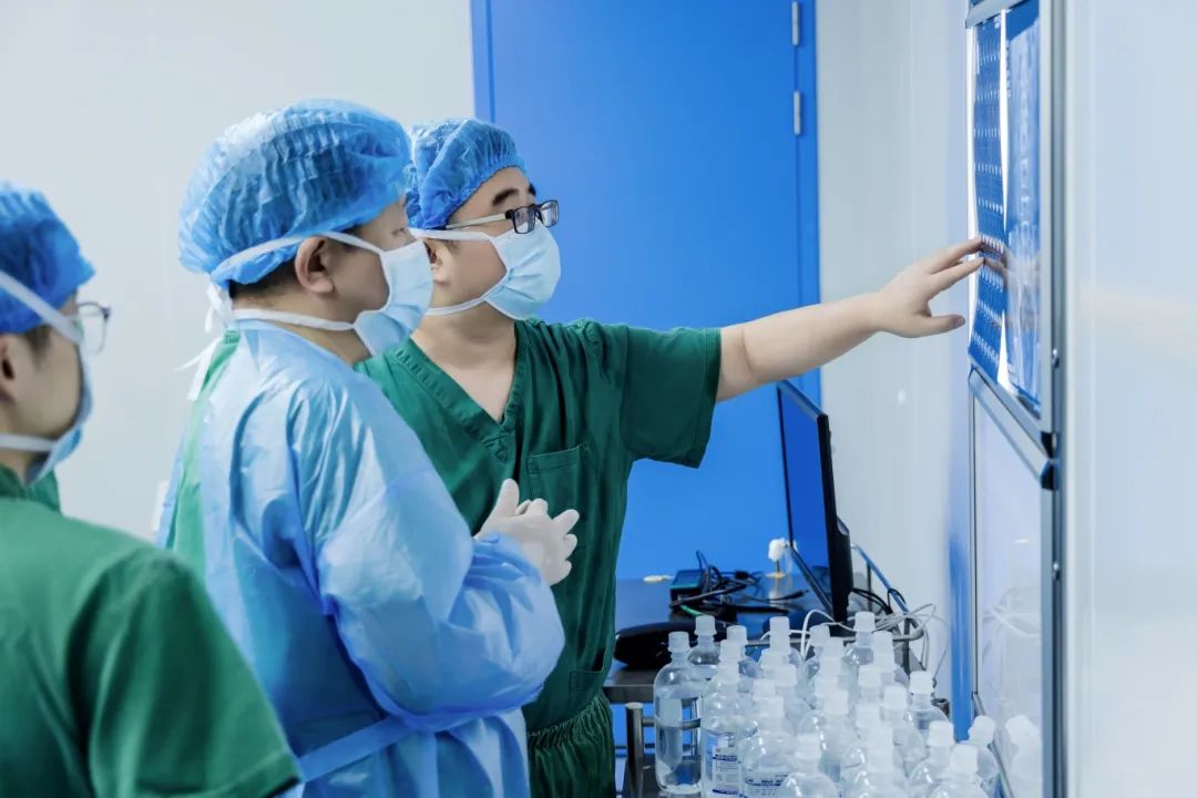 案例分享：又见“巨无霸”！男子肾脏取出8公分铸型结石【四川肾结石专科医院】(图3)