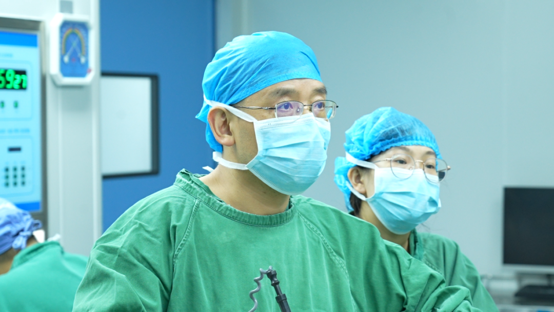 “中国保胆老大”盛赞！四川结石病医院领跑隐痕保胆技术(图4)