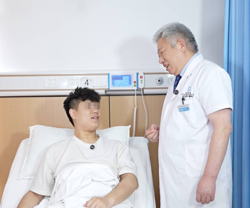 泌尿结石“堵路”，外卖小哥痛进急诊！四川结石病医院专家：多喝水、不憋尿可预防(图5)