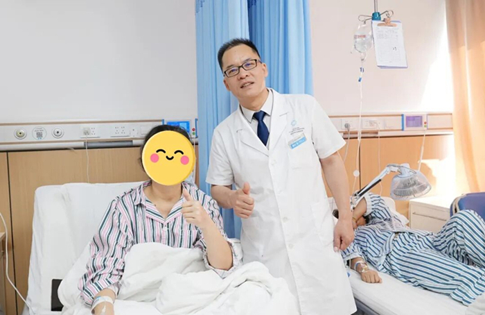 “定时炸弹”被拆除!她在四川结石病医院圆梦保胆(图2) “定时炸弹”被拆除!她在四川结石病医院圆梦保胆(图2)